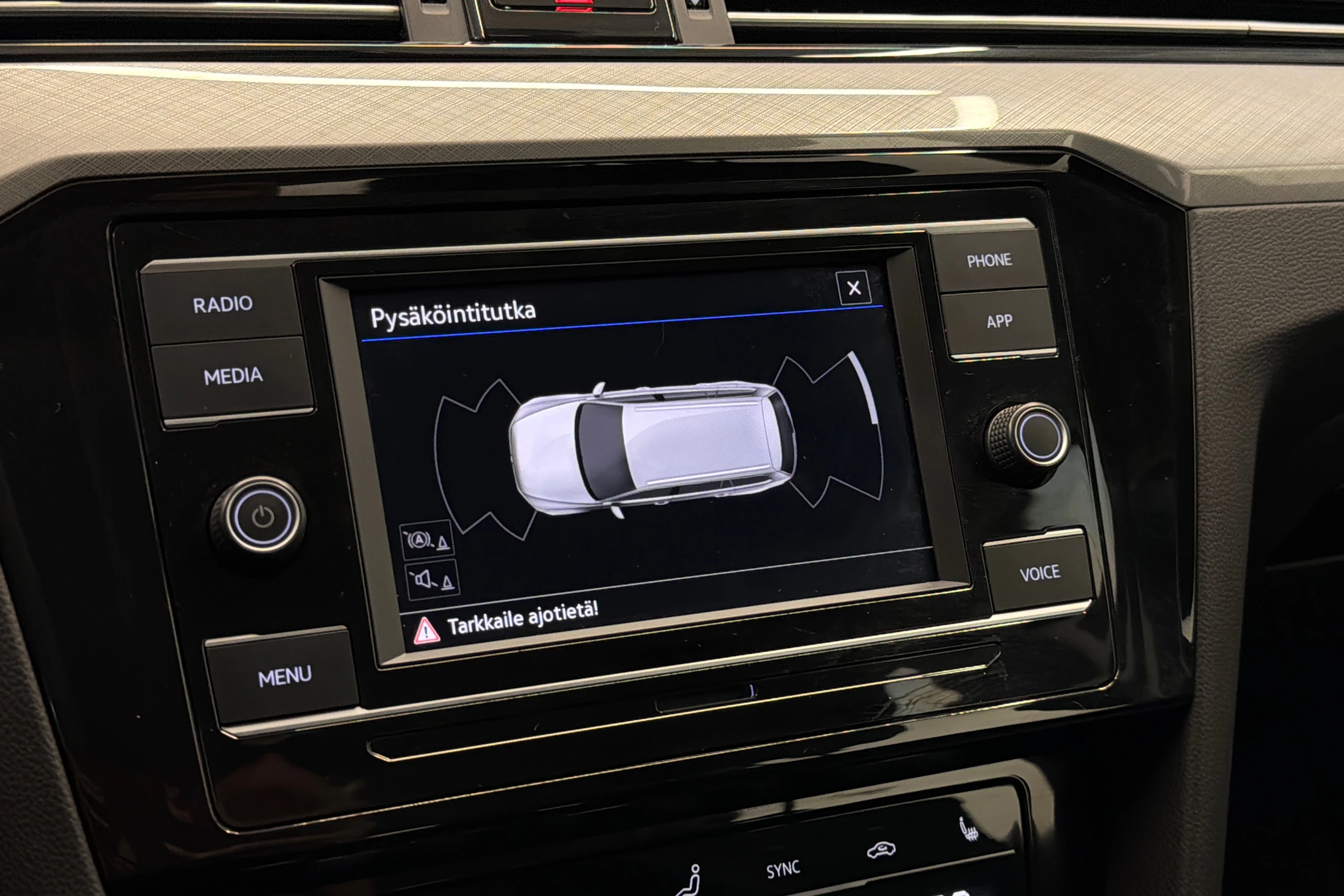 Harmaa Volkswagen PASSAT 2021 kuva 27.
