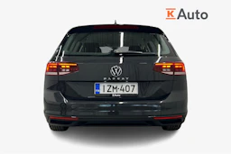 harmaa Volkswagen Passat 2021 kuva 4.