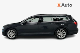 harmaa Volkswagen Passat 2021 kuva 7.