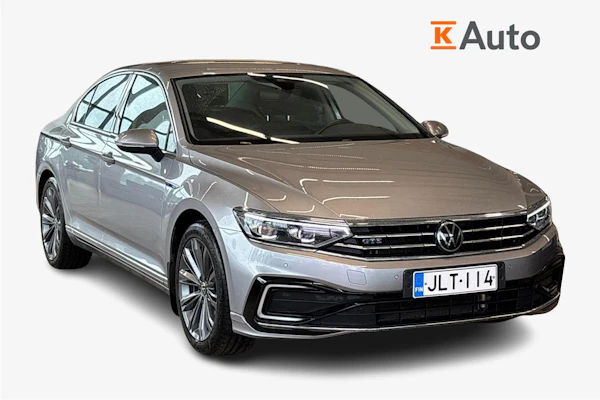 Volkswagen Passat Sedan GTE Premium Plug-In Hybrid 160 kW DSG-automaatti