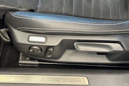 sininen Volkswagen Passat 2021 kuva 17.