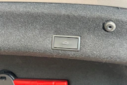 sininen Volkswagen Passat 2021 kuva 24.