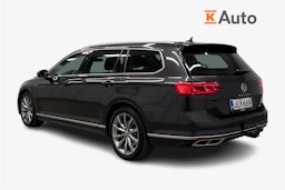 harmaa Volkswagen Passat 2021 kuva 2.