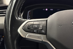harmaa Volkswagen Passat 2021 kuva 15.