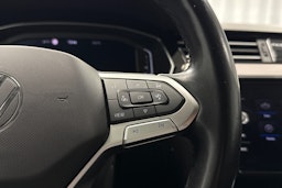 harmaa Volkswagen Passat 2021 kuva 16.