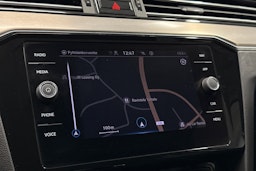 harmaa Volkswagen Passat 2021 kuva 20.