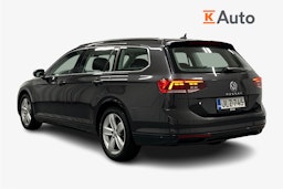 harmaa Volkswagen Passat 2021 kuva 2.