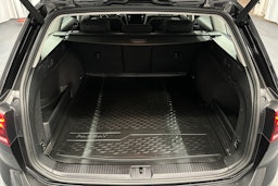 harmaa Volkswagen Passat 2021 kuva 14.