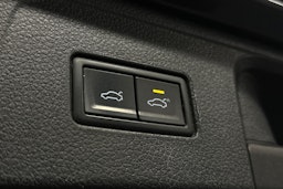 harmaa Volkswagen Passat 2021 kuva 15.