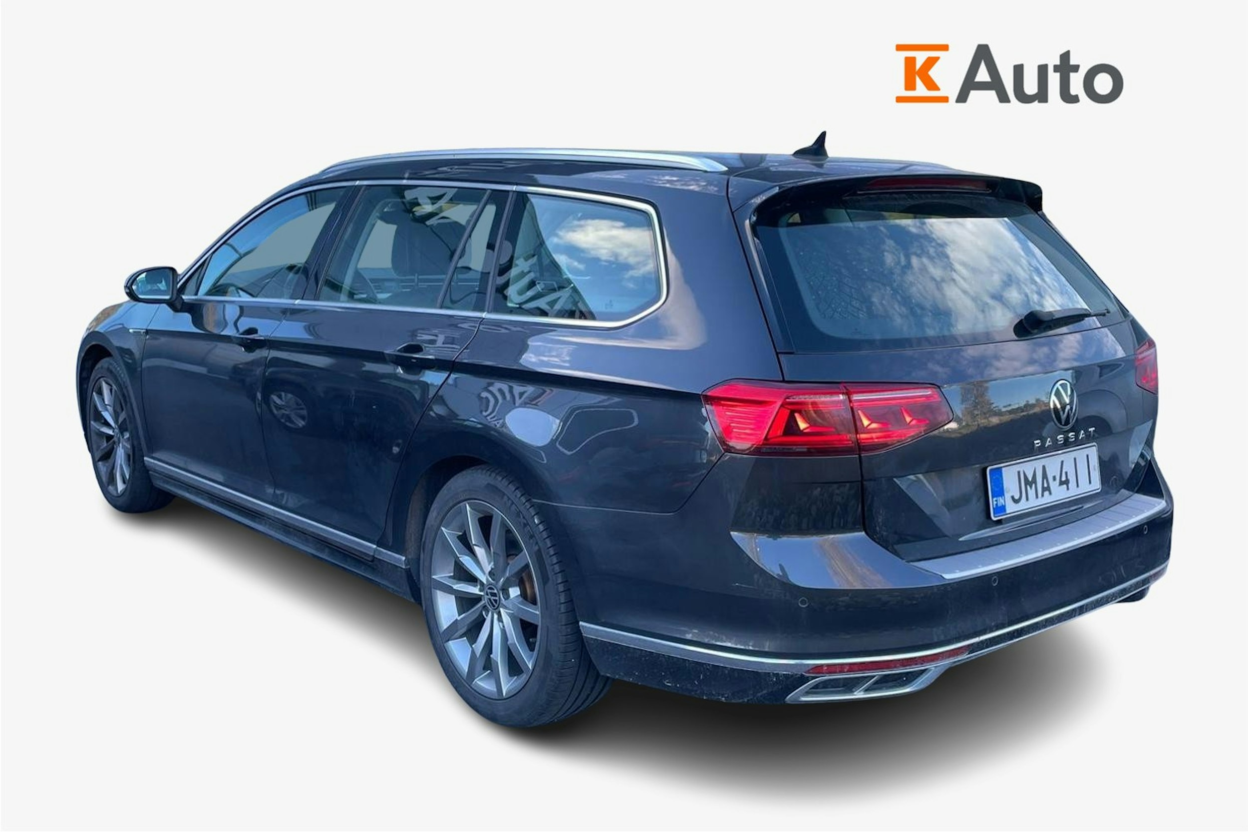 harmaa Volkswagen Passat 2021 kuva 2.