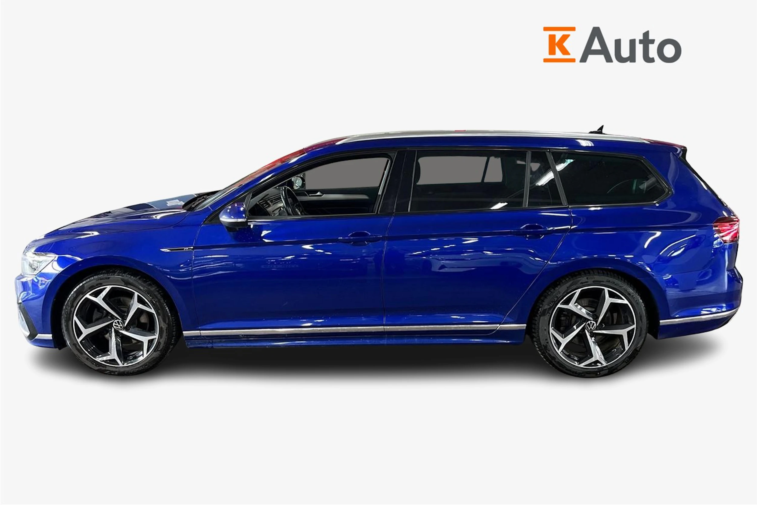 Sininen Volkswagen PASSAT 2021 kuva 5.