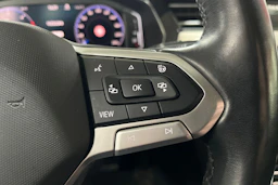 Sininen Volkswagen PASSAT 2021 kuva 15.