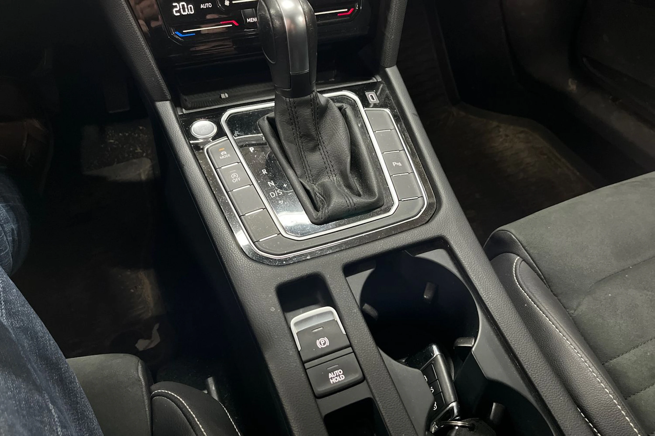 Sininen Volkswagen PASSAT 2021 kuva 21.