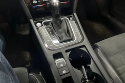 Sininen Volkswagen PASSAT 2021 kuva 21.