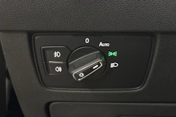 Sininen Volkswagen PASSAT 2021 kuva 24.