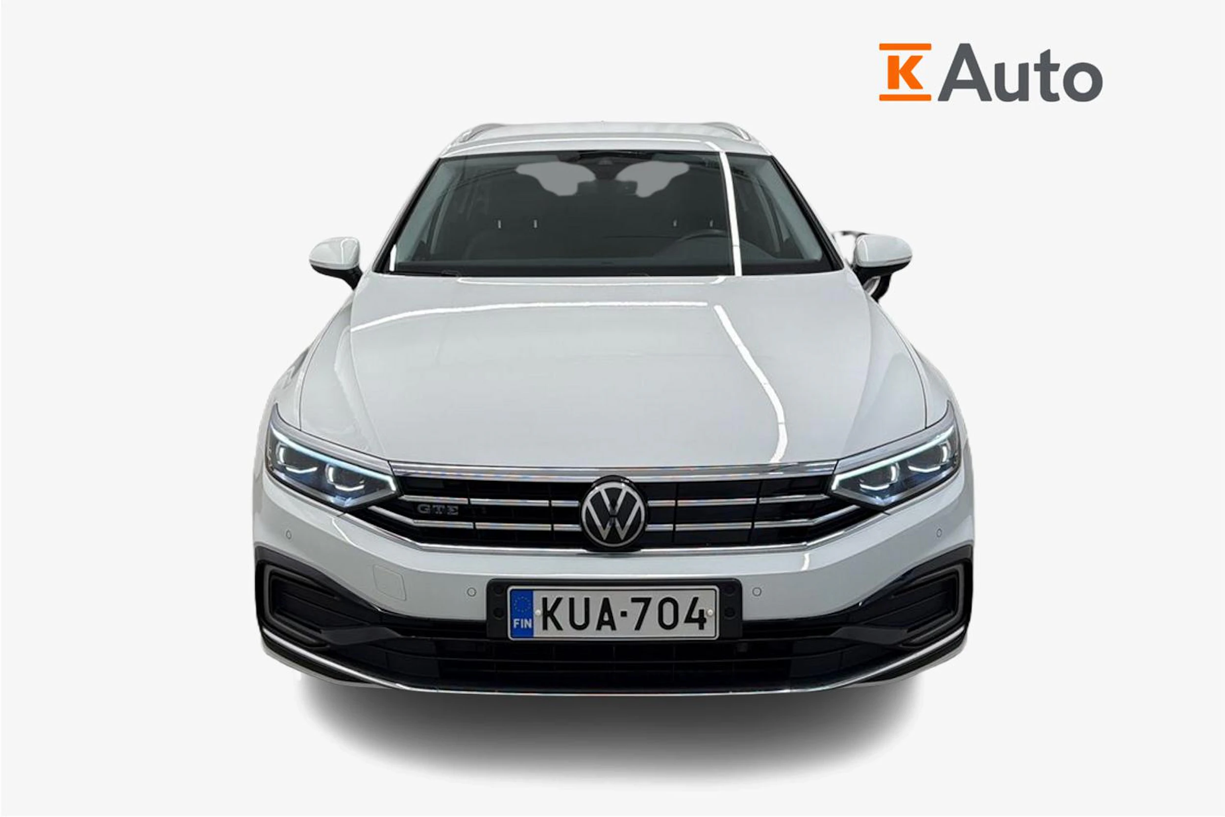 Valkoinen Volkswagen PASSAT 2021 kuva 4.