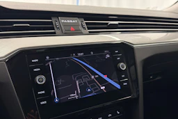 Valkoinen Volkswagen PASSAT 2021 kuva 24.