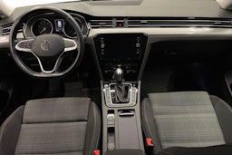 Musta Volkswagen PASSAT 2021 kuva 9.