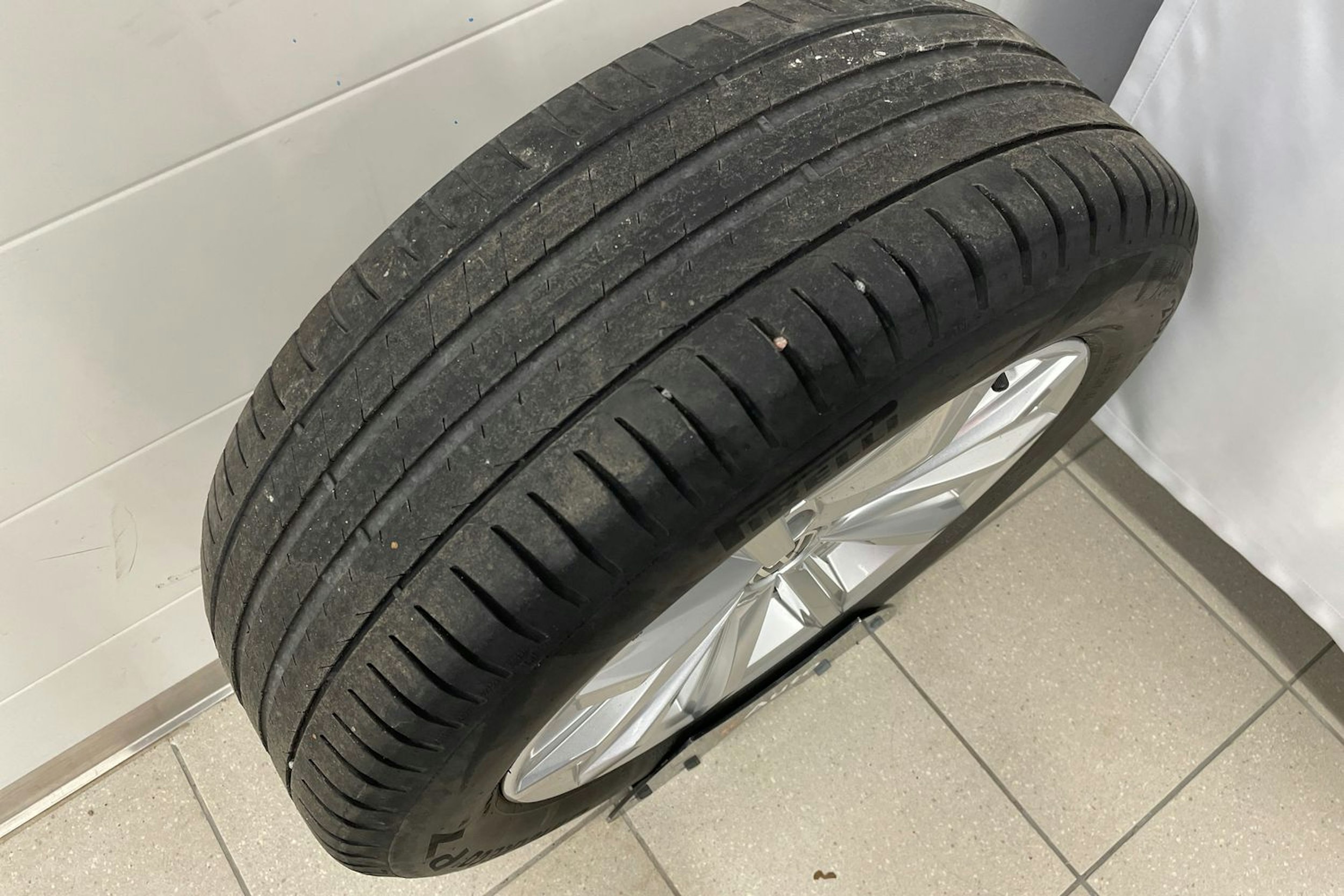 Musta Volkswagen PASSAT 2021 kuva 27.