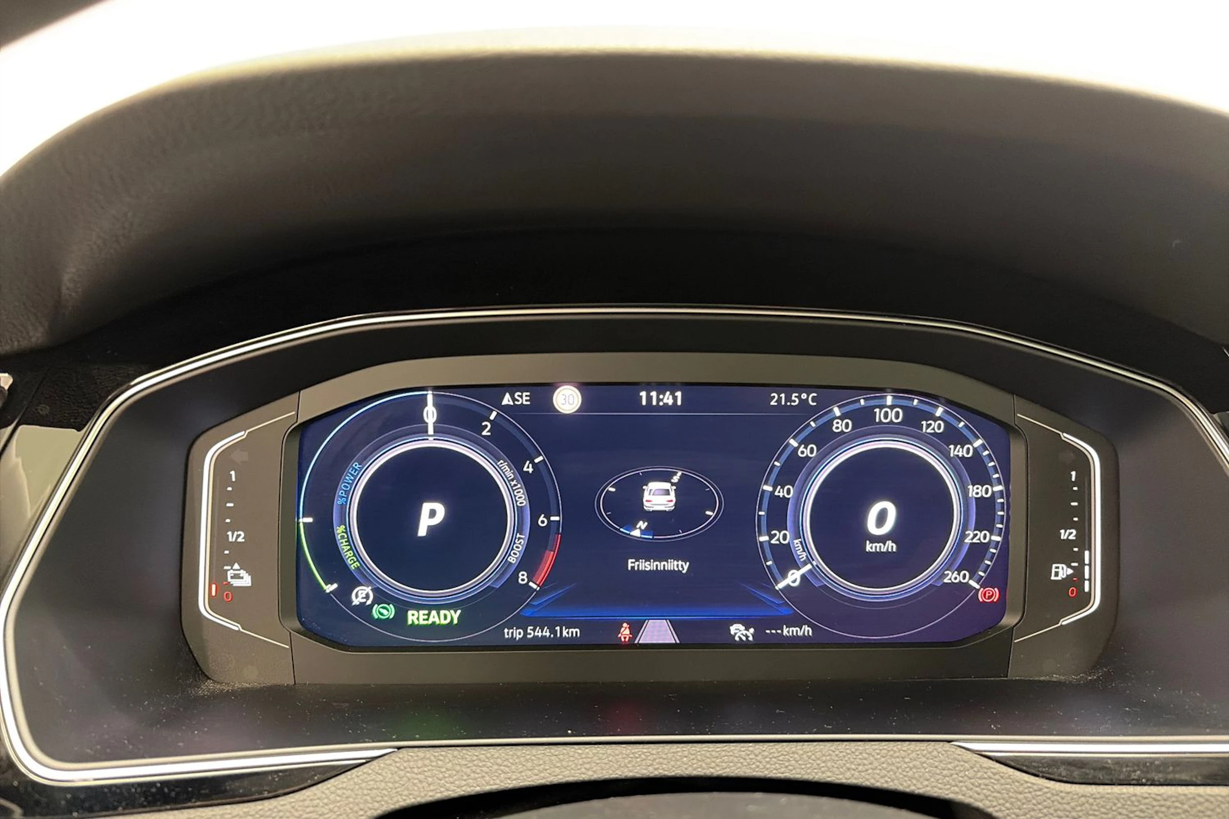 harmaa Volkswagen Passat 2021 kuva 19.