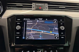 harmaa Volkswagen Passat 2021 kuva 22.
