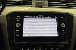 harmaa Volkswagen Passat 2021 kuva 25.