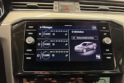harmaa Volkswagen Passat 2021 kuva 26.