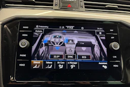 harmaa Volkswagen Passat 2021 kuva 27.