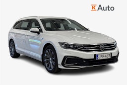 Valkoinen Volkswagen PASSAT 2021 kuva 1.