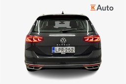 harmaa Volkswagen Passat 2021 kuva 3.