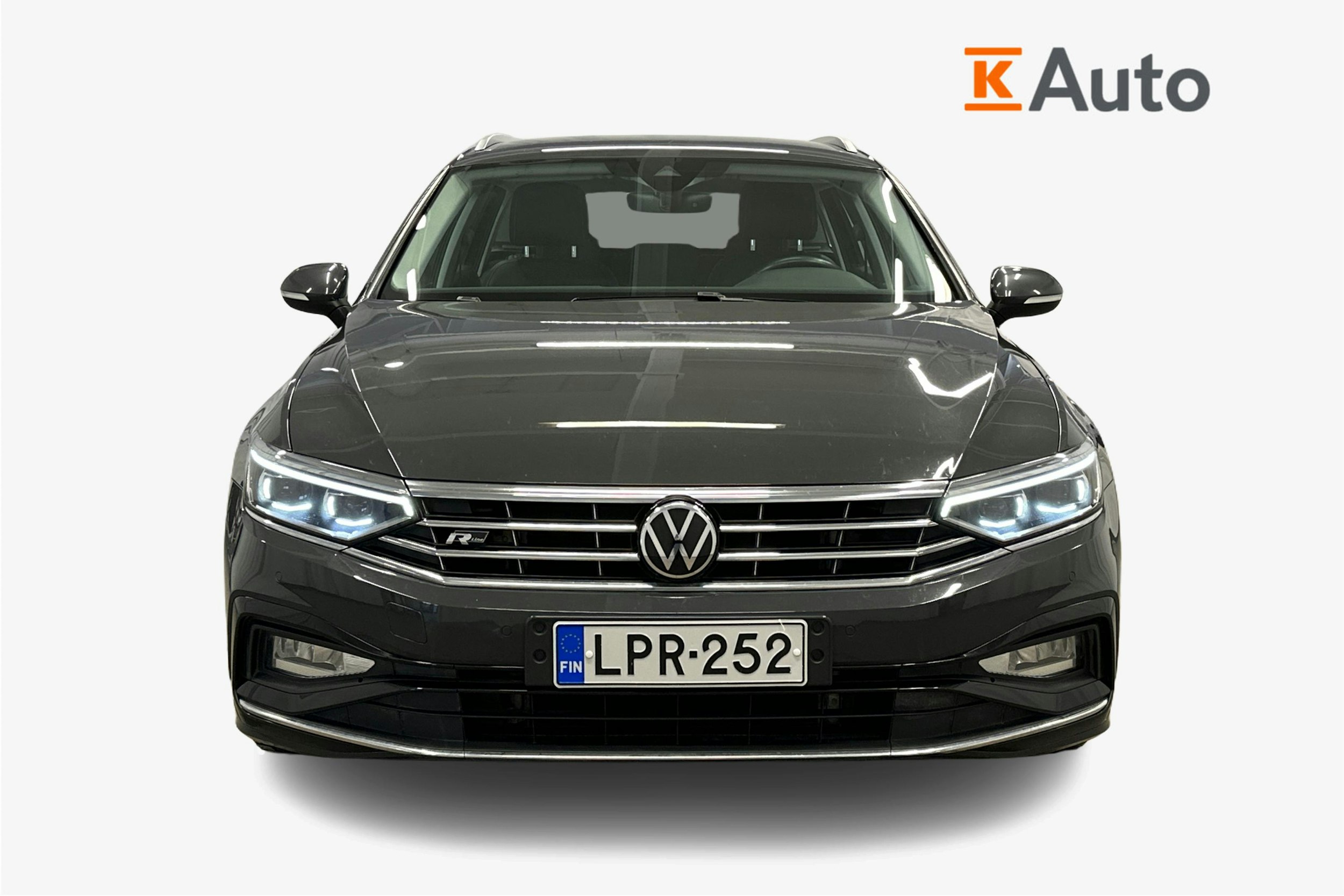 harmaa Volkswagen Passat 2021 kuva 5.
