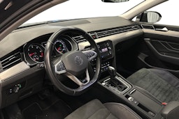 harmaa Volkswagen Passat 2021 kuva 7.