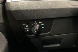 harmaa Volkswagen Passat 2021 kuva 21.