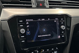 harmaa Volkswagen Passat 2021 kuva 24.