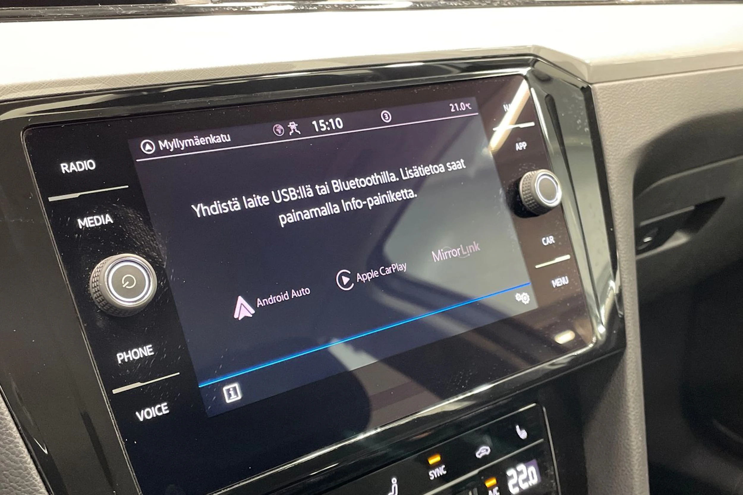 Sininen Volkswagen PASSAT 2021 kuva 20.