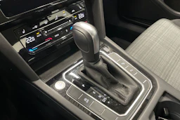 Sininen Volkswagen PASSAT 2021 kuva 23.