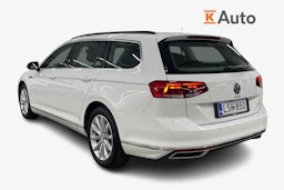 valkoinen Volkswagen Passat 2021 kuva 2.