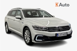valkoinen Volkswagen Passat 2021 kuva 1.