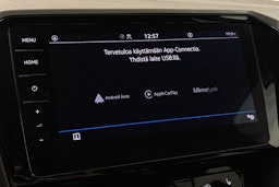 valkoinen Volkswagen Passat 2021 kuva 21.