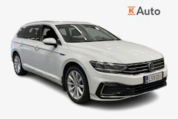 Valkoinen Volkswagen PASSAT 2021 kuva 1.