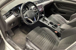 Valkoinen Volkswagen PASSAT 2021 kuva 3.