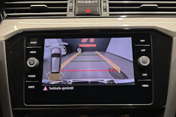 Valkoinen Volkswagen PASSAT 2021 kuva 17.
