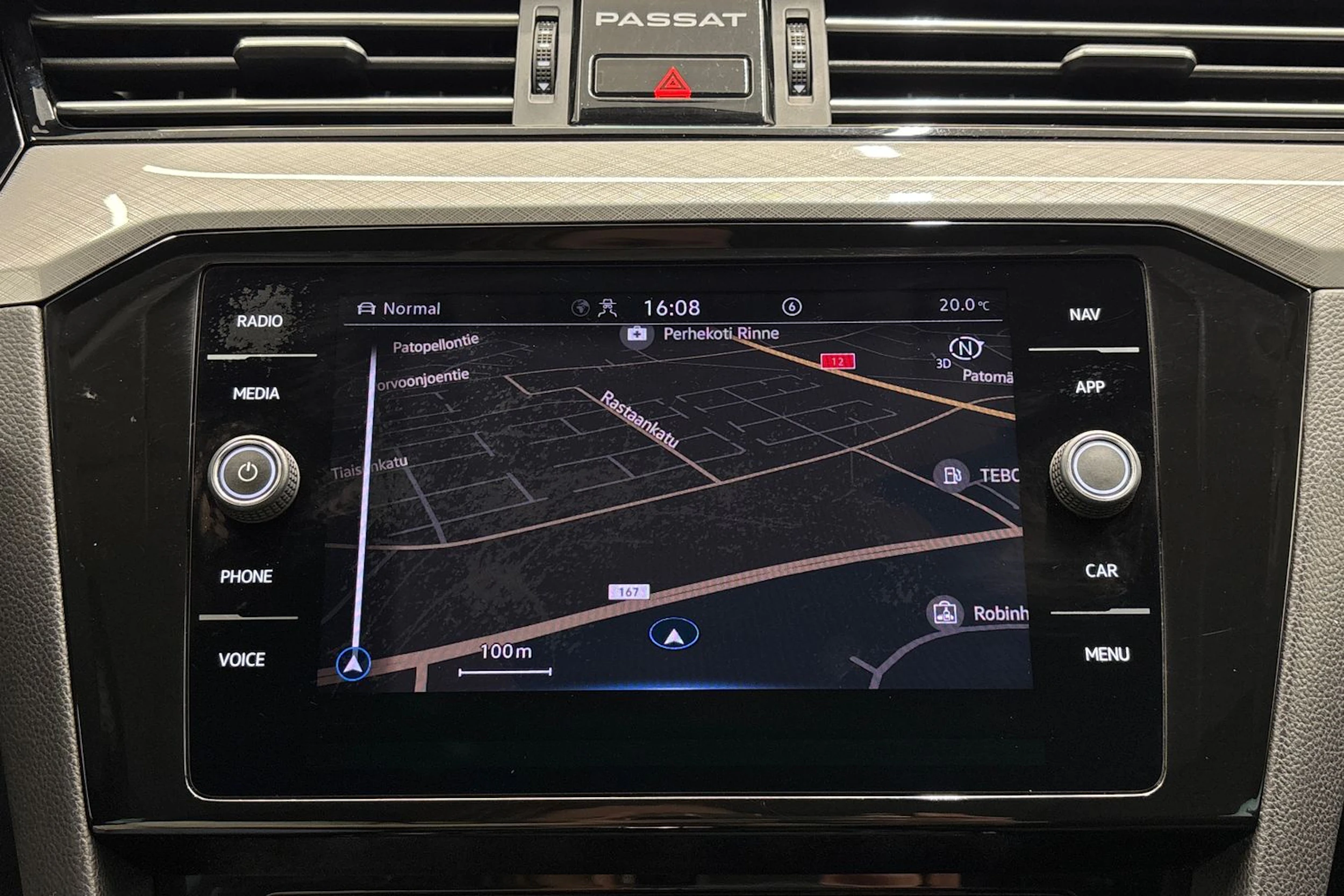 Valkoinen Volkswagen PASSAT 2021 kuva 19.