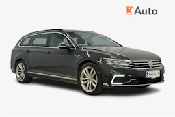 harmaa Volkswagen Passat 2021 kuva 1.