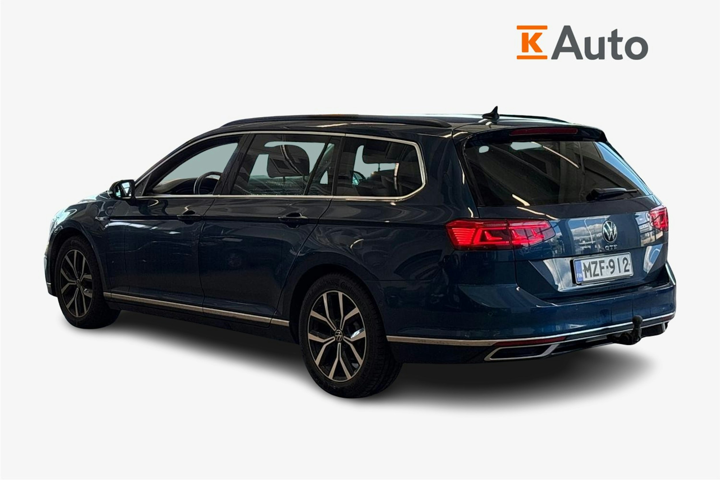 sininen Volkswagen Passat 2021 kuva 2.