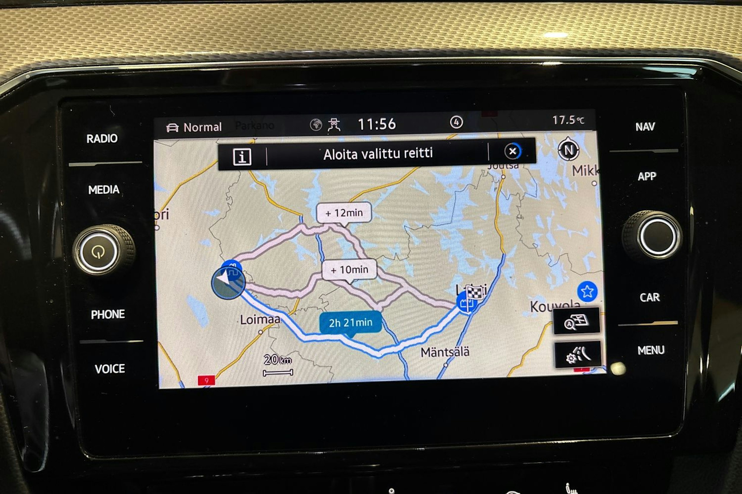 harmaa Volkswagen Passat 2021 kuva 15.