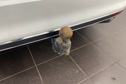 valkoinen Volkswagen Passat 2021 kuva 24.