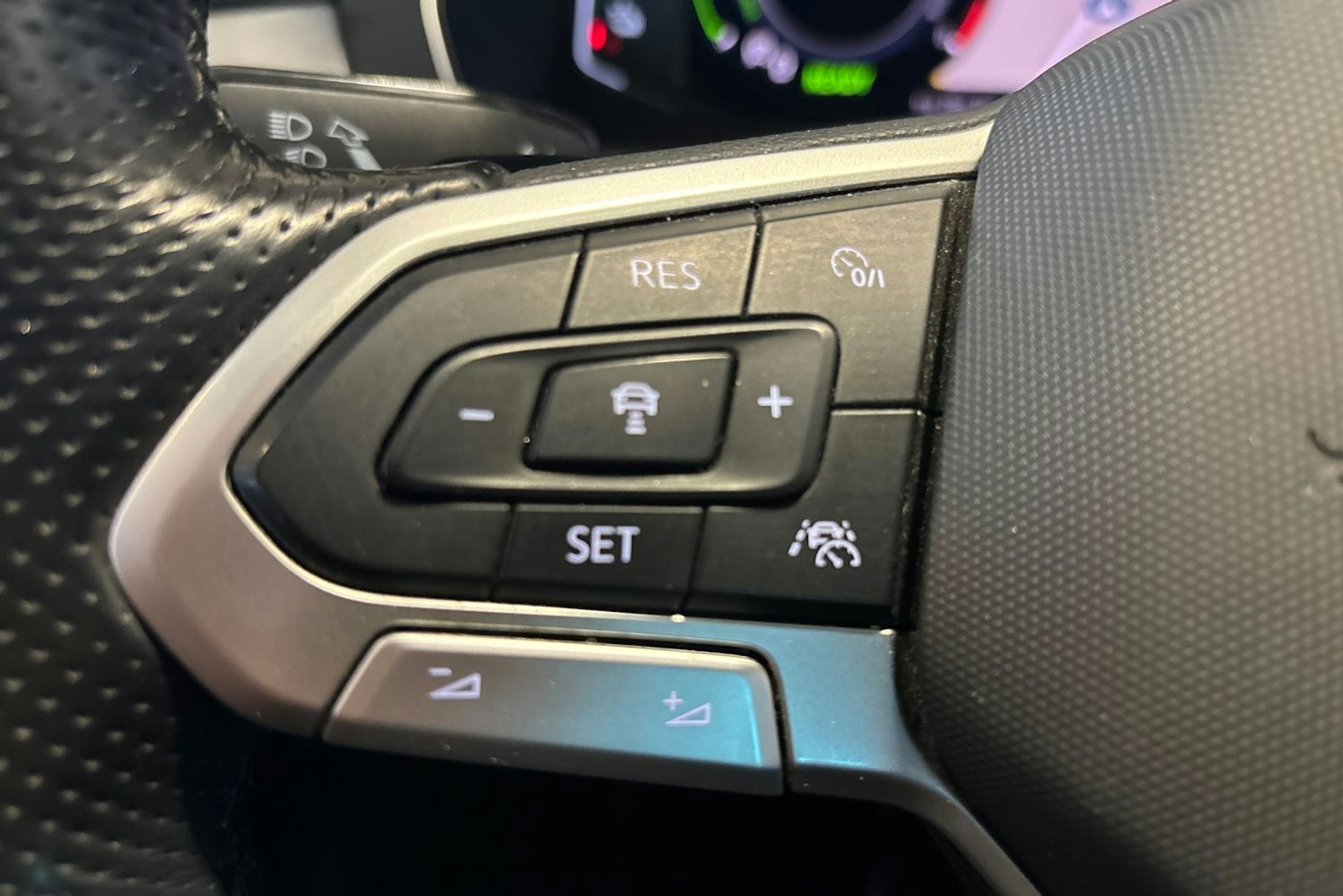 Hopea Volkswagen PASSAT 2021 kuva 20.