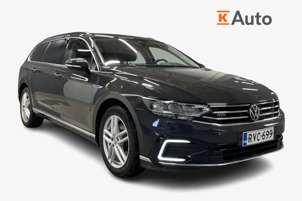 Volkswagen Passat Variant GTE Plug-In Hybrid 160 kW DSG-automaatti | SOH: 93,3% |
