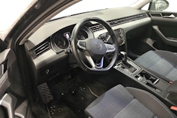 harmaa Volkswagen Passat 2021 kuva 3.